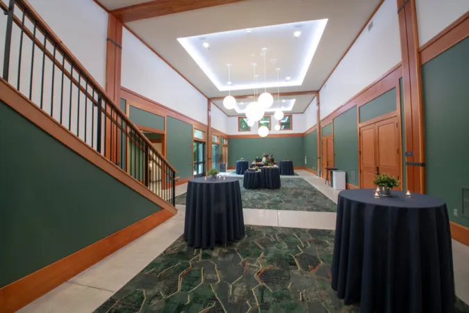 cascade crest ballroom lobby 
